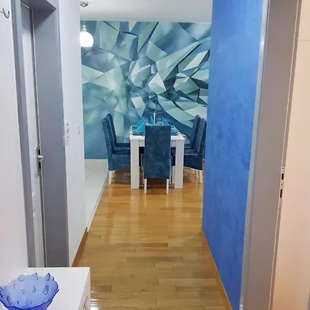 Apartment Kej Blue Free Parking
